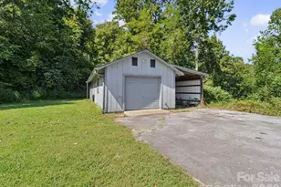 727 E Lyda Rd, Hendersonville, NC 28792 - Photo 25