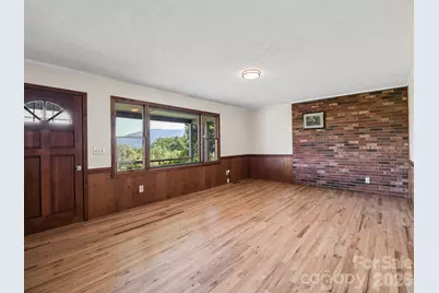 727 E Lyda Road, Hendersonville, NC 28792 - Photo 3