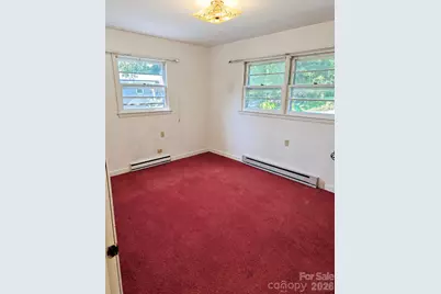 414 Heather Circle, Hendersonville, NC 28739 - Photo 15
