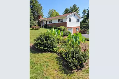 414 Heather Circle, Hendersonville, NC 28739 - Photo 25