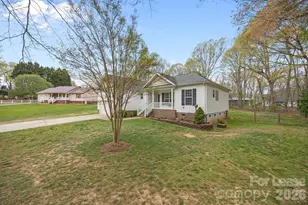 1667 Warwick Ct, Lincolnton, NC 28092 - Photo 7