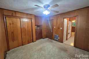 159 Hubert St, Newland, NC 28657 - Photo 21
