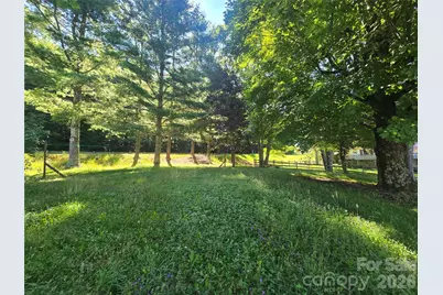 159 Hubert Street, Newland, NC 28657 - Photo 35