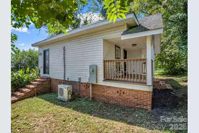 795 W Tate Street, Marion, NC 28752 - Photo 5