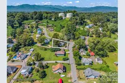795 W Tate Street, Marion, NC 28752 - Photo 29