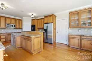 4224 Mountain Cove Dr, Charlotte, NC 28216 - Photo 15
