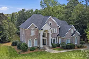 4224 Mountain Cove Dr, Charlotte, NC 28216 - Photo 3