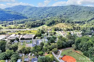 410 Westwood Cir, Waynesville, NC 28786 - Photo 35