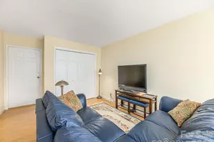 647 Town Mountain Rd, Asheville, NC 28804 - Photo 7