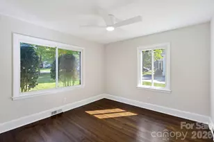 1733 Merry Oaks Rd, Charlotte, NC 28205 - Photo 25