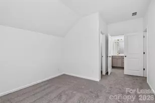 11225 Lochmere Rd, Charlotte, NC 28278 - Photo 37