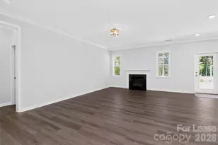 11225 Lochmere Rd, Charlotte, NC 28278 - Photo 15