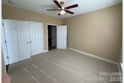 1000 E Woodlawn Road E #303, Charlotte, NC 28209 - Photo 9