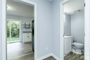 300 E Charlotte Ave, Mount Holly, NC 28120 - Photo 7