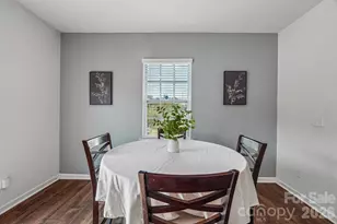 7105 Pennyroyal Wy, Charlotte, NC 28216 - Photo 9