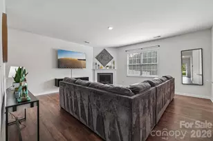 7105 Pennyroyal Wy, Charlotte, NC 28216 - Photo 3