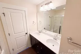 1628 Pat Garrett St, Charlotte, NC 28206 - Photo 11