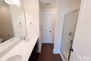 1628 Pat Garrett St, Charlotte, NC 28206 - Photo 13