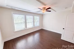 1628 Pat Garrett St, Charlotte, NC 28206 - Photo 15