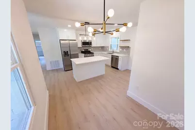 4200 Abbeydale Drive, Charlotte, NC 28205 - Photo 9