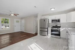 102 Cushman Dr, Chester, SC 29706 - Photo 5