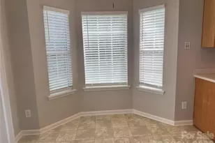 8817 Elkins Park Dr, Matthews, NC 28105 - Photo 7