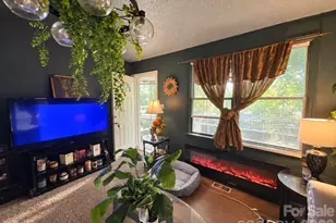 131 Wyatt St, Asheville, NC 28803 - Photo 7
