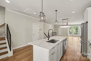 1571 Duckworth Ave, Charlotte, NC 28208 - Photo 7