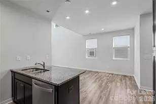 [Address not provided], Charlotte, NC 28269 - Photo 9