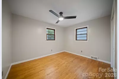 212 Pennsylvania Avenue, Asheville, NC 28806 - Photo 11