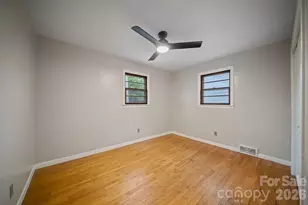212 Pennsylvania Ave, Asheville, NC 28806 - Photo 11