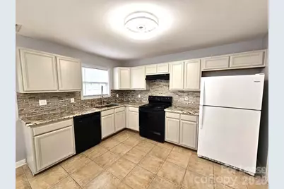 4653 Perkins Road, Charlotte, NC 28269 - Photo 9