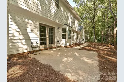 11200 Walking Horse Lane, Charlotte, NC 28215 - Photo 29
