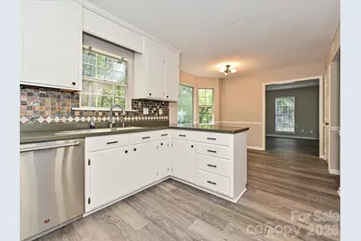11200 Walking Horse Lane, Charlotte, NC 28215 - Photo 13