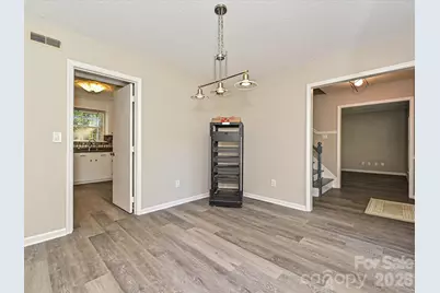 11200 Walking Horse Lane, Charlotte, NC 28215 - Photo 19