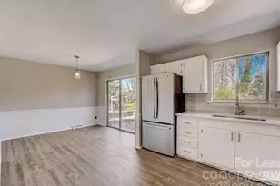 5707 Snow White Ln, Charlotte, NC 28213 - Photo 7