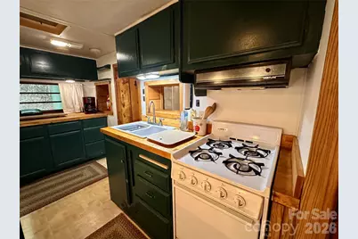 548 Bear Cub Drive, Spruce Pine, NC 28777 - Photo 7
