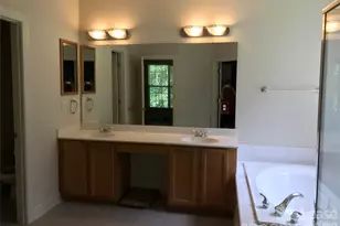 3400 Pasture View Ct, Charlotte, NC 28269 - Photo 3