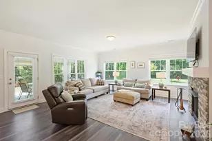 6625 Glenlivet Ct, Charlotte, NC 28278 - Photo 9