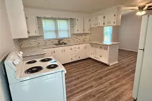 199 Westview St, Rutherfordton, NC 28139 - Photo 9