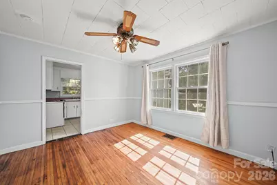 1011 Holland Avenue, Gastonia, NC 28052 - Photo 9