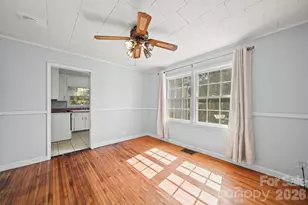 1011 Holland Ave, Gastonia, NC 28052 - Photo 9