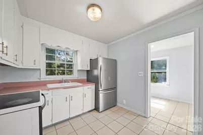 1011 Holland Avenue, Gastonia, NC 28052 - Photo 11