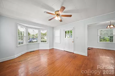 1011 Holland Avenue, Gastonia, NC 28052 - Photo 3