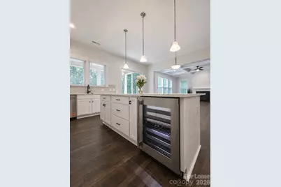 812 E 19th Street, Charlotte, NC 28205 - Photo 17