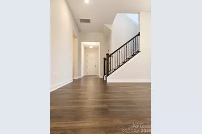 812 E 19th Street, Charlotte, NC 28205 - Photo 5