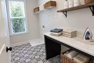 812 E 19th St, Charlotte, NC 28205 - Photo 31