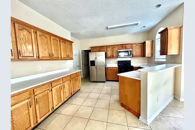 10514 Old Bridge Lane, Charlotte, NC 28269 - Photo 7