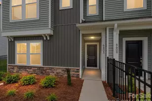 6605 Fire Lily Ln, Charlotte, NC 28216 - Photo 3