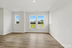 6605 Fire Lily Ln, Charlotte, NC 28216 - Photo 15
